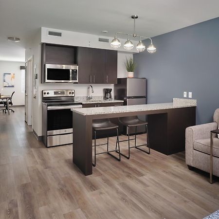 Stayapt Suites Waco Ngoại thất bức ảnh
