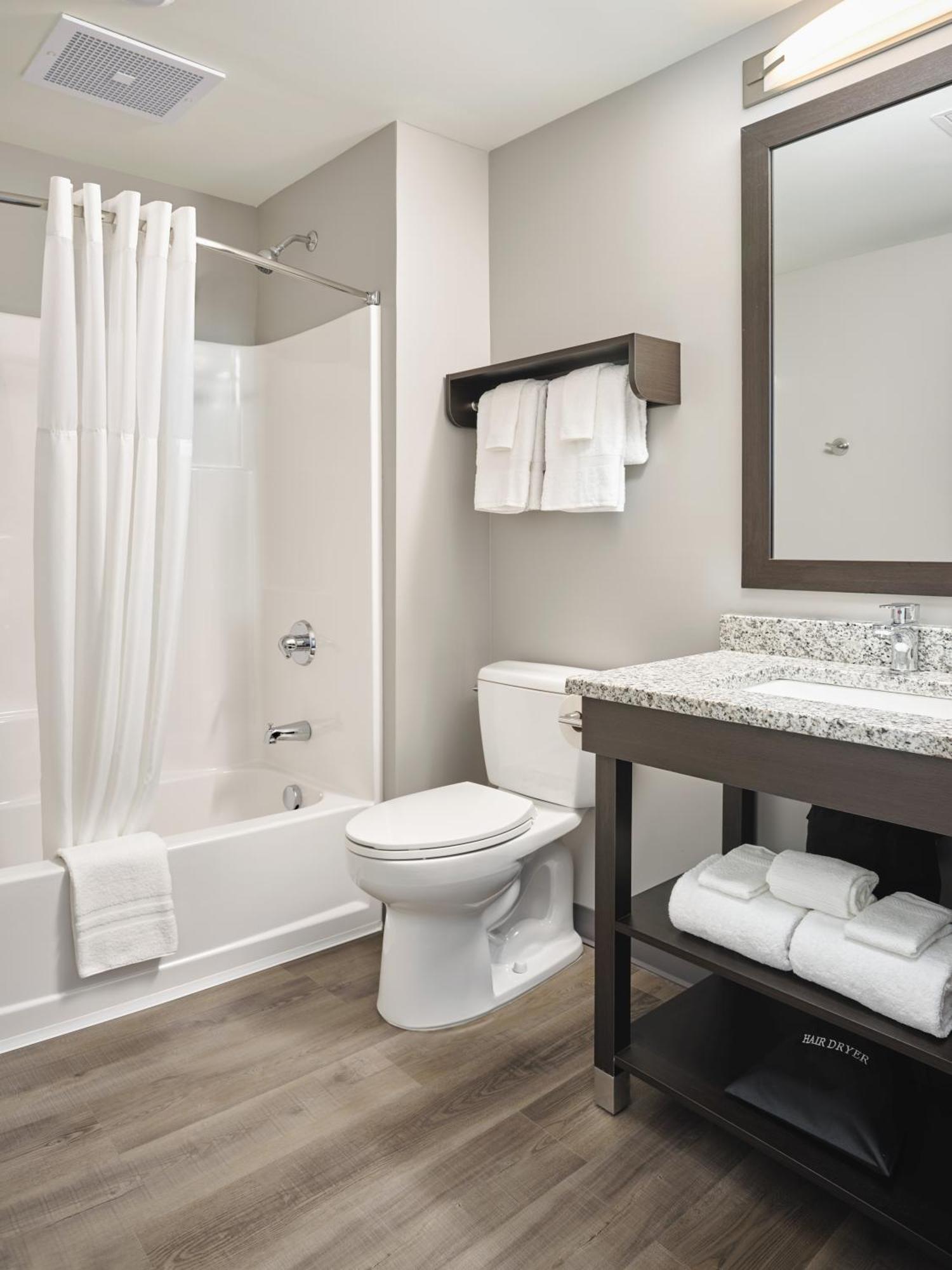 Stayapt Suites Waco Ngoại thất bức ảnh